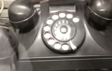 Telefon