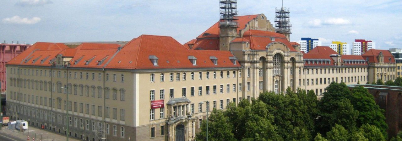 Amtsgericht und Landgericht Berlin Llittenstraße,