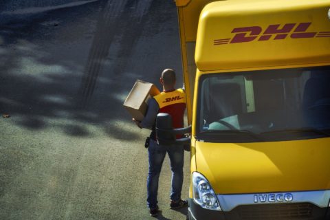 DHL