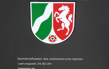 Nachtbriefkasten am Justizzentrum Aachen