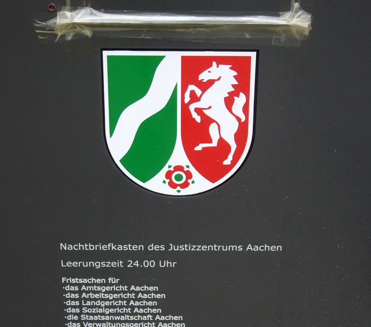 Nachtbriefkasten am Justizzentrum Aachen